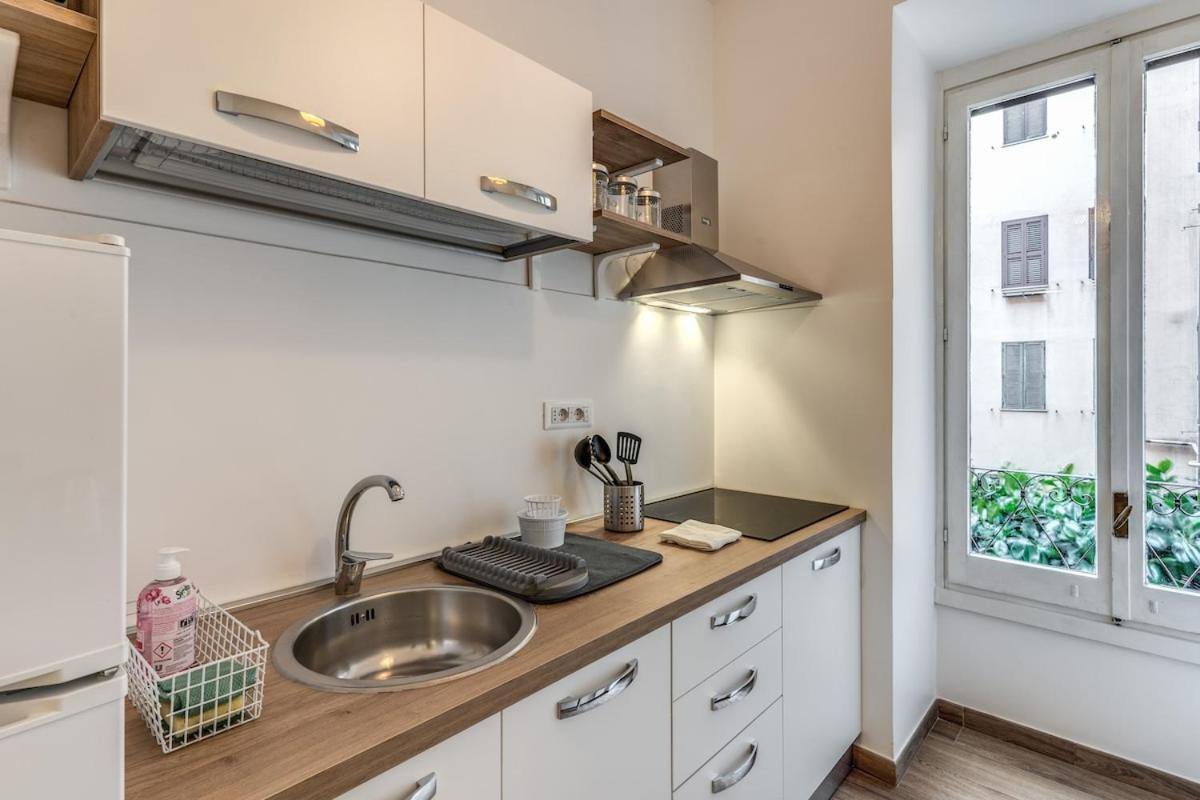 Dimora Lunetta - Modern Flat In Vatican District Rom